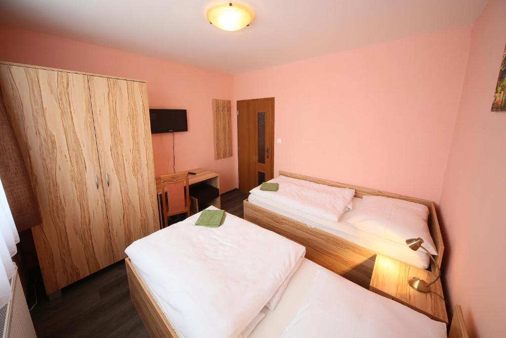 Penzion Na Rozku Sliac Room photo